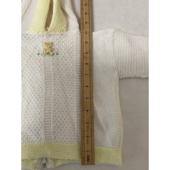 VTG Julius Berger Baby Blanket White Acrylic Yellow Bear Back Zip Weave - Picture 8 of 10